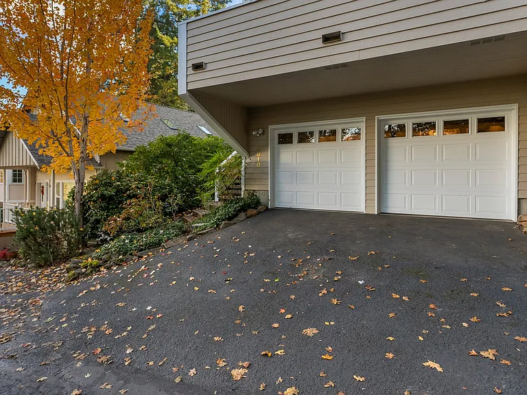 3810 Colony Oaks Dr — Photo 4