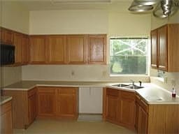 3rd image of 5810 Langham Way Dr