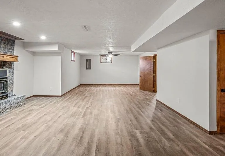 2145 S Todd Ave — Photo 25