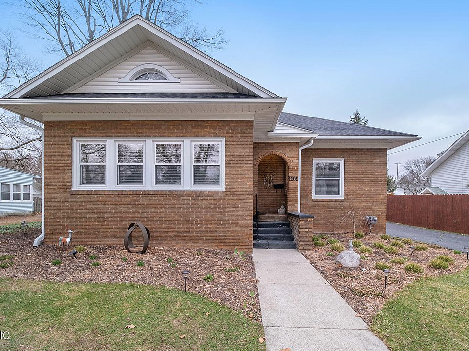 1st image of 1109 Cambridge Dr