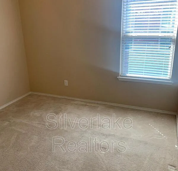 2209 Scott Creek Dr — Photo 9