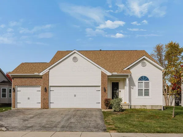 177 Chestnut Estates Dr, Commercial Point, OH 43116