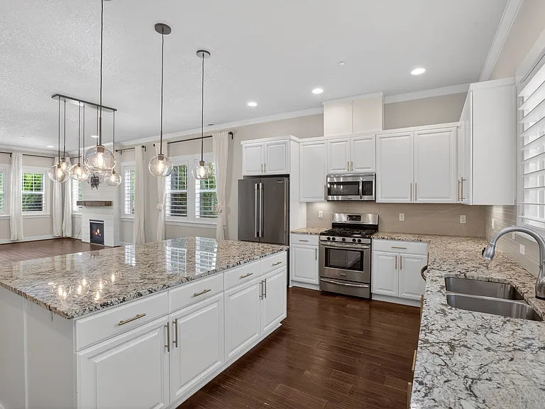 12356 SW Athens Ln — Photo 14
