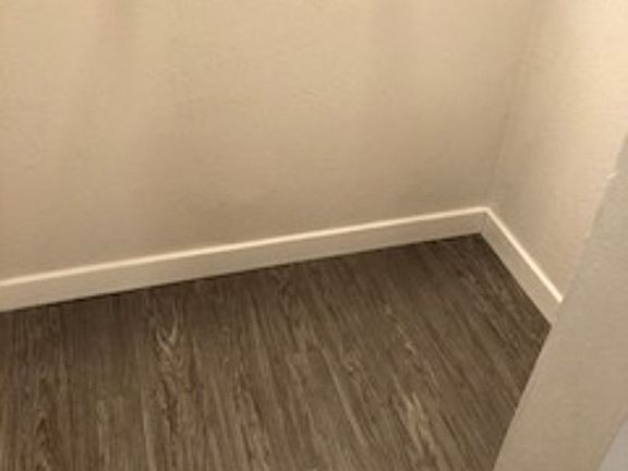 5th image of 826 Woodford Ave N #10097124