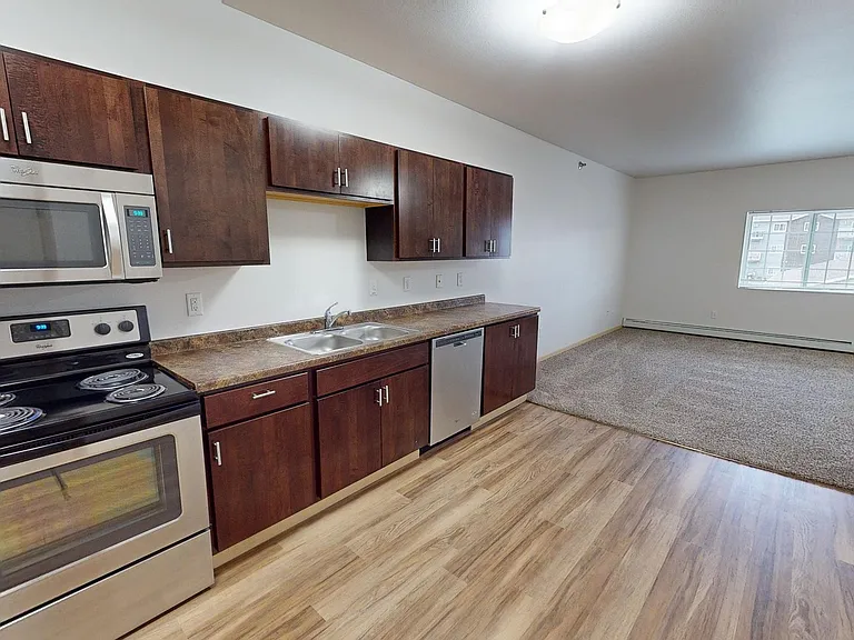 Cascades Apartments — Photo 3