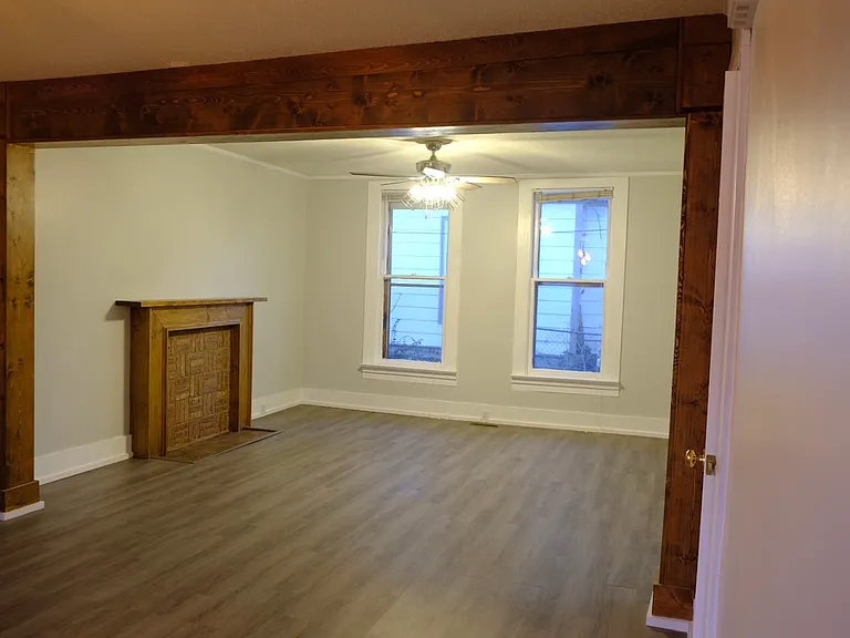 4518 Saint Elmo Ave — Photo 11