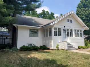 345 Centreville Rd, Constantine, MI 49042