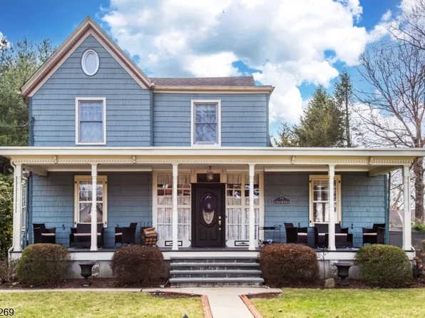 151 Washington Ave, Hillsdale Boro, NJ 07642