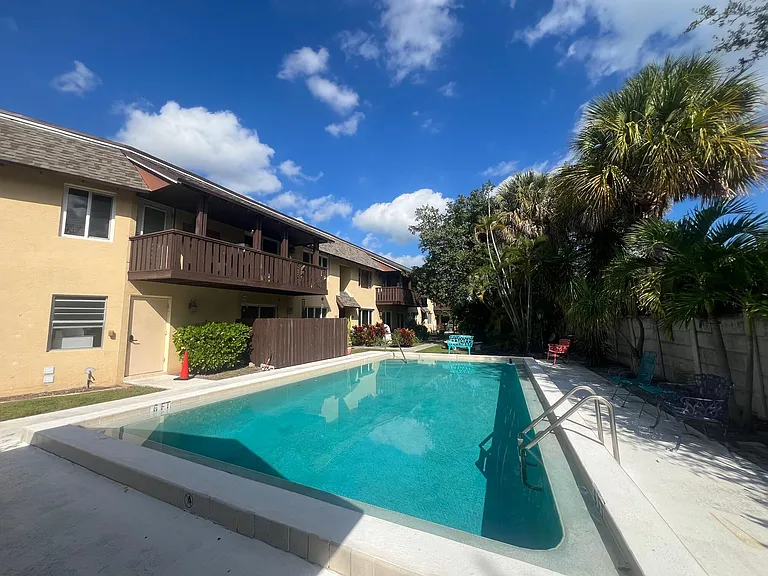 312 Southwind Dr #107 — Photo 11
