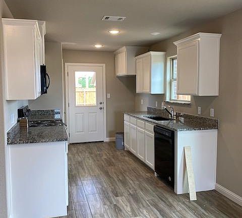 2nd image of 782 Rolling Terrace Cir #782