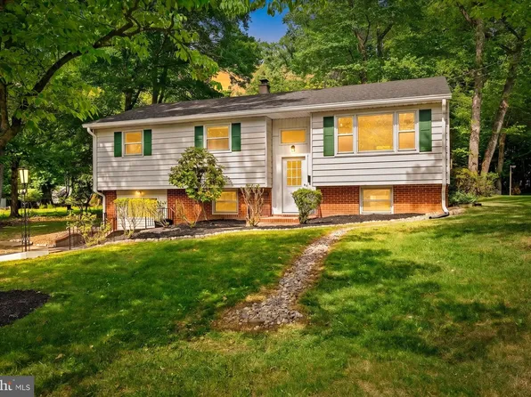 60 Broad Ave, Ewing, NJ 08618