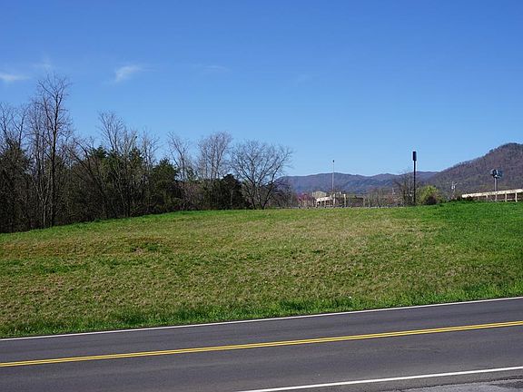 3rd image of LOT 2 Heritage Blvd