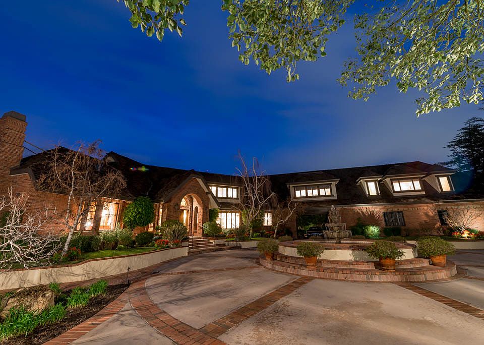 10906 Ave, Chatsworth, CA 91311 Zillow