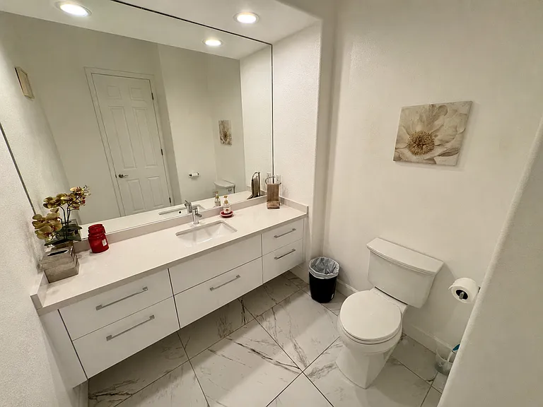 25 Buckingham Way — Photo 24