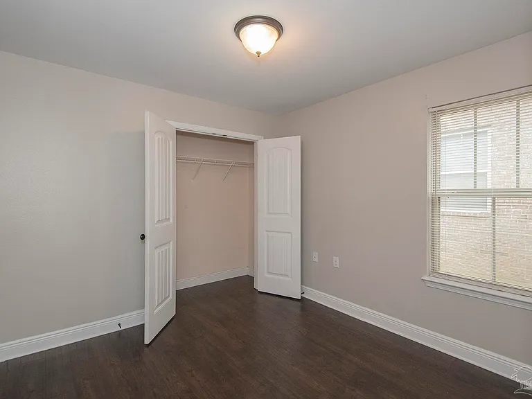 5785 Jade Moon Cir — Photo 15
