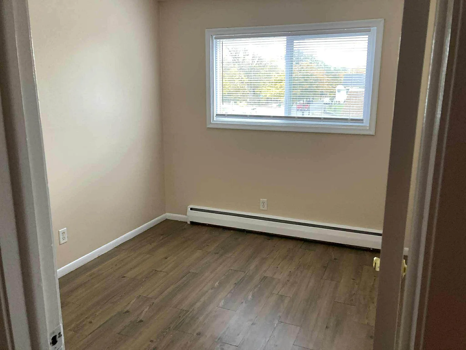 1 bed, 650 sqft, $899 — Photo 3