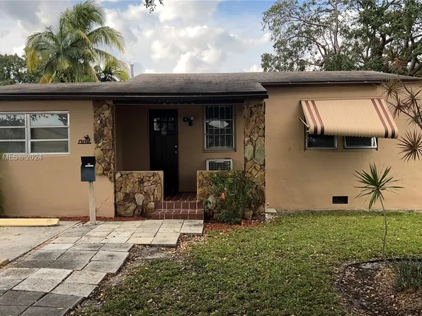 1917 Harding St, Hollywood, FL 33020