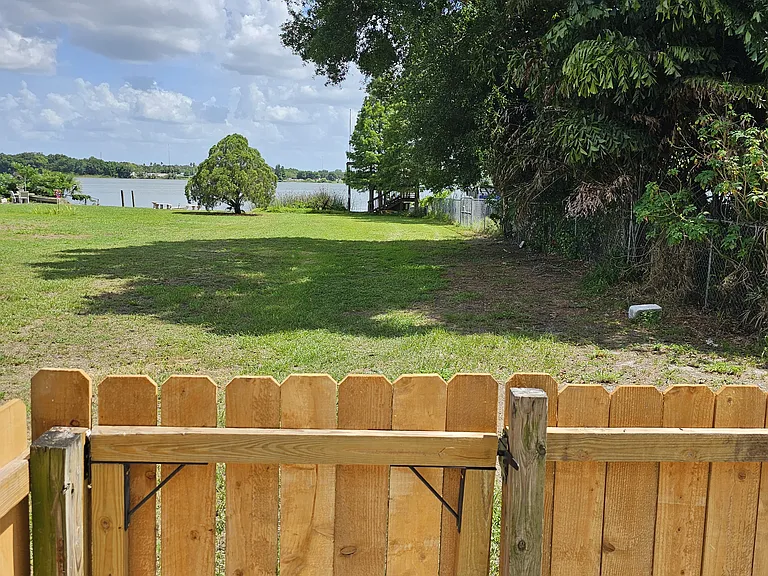 6527 Walton Way — Photo 52