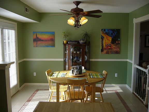 Dining/breakfast room