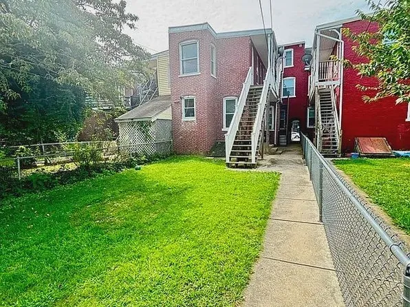 227 E Clay St #3, Lancaster, PA 17602