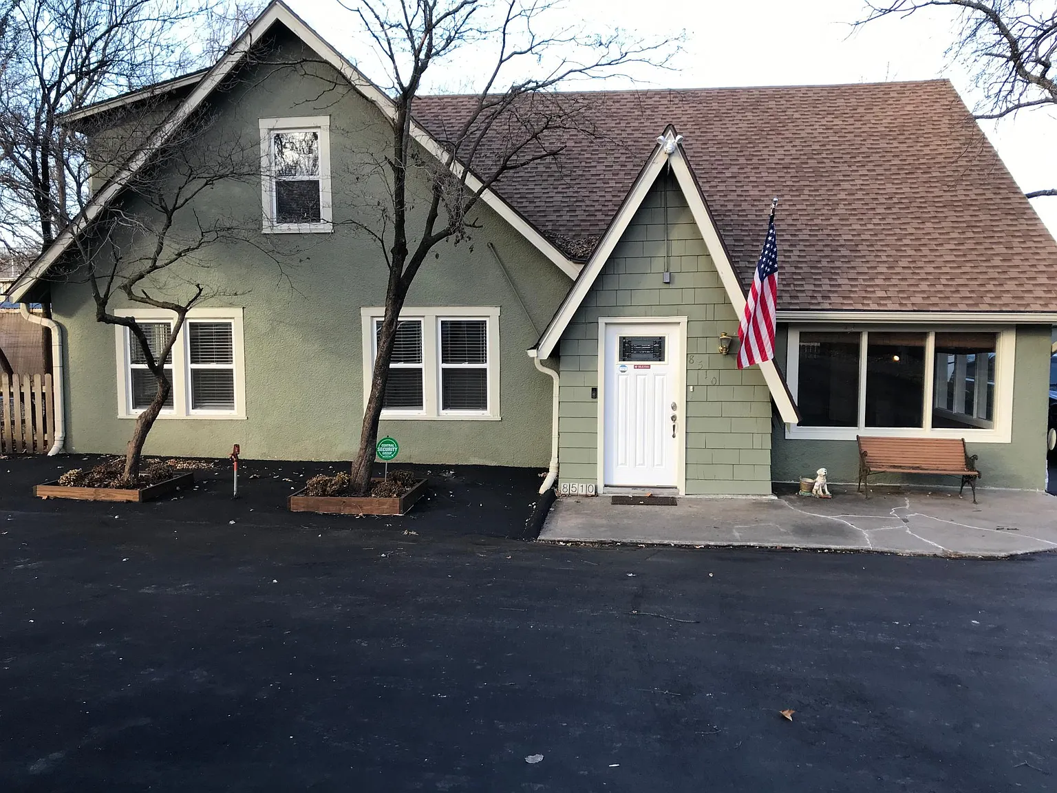 8510 Switzer Rd — Photo 3