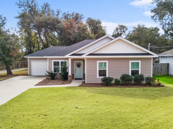 1802 Tyndall Dr, Panama City, FL 32401