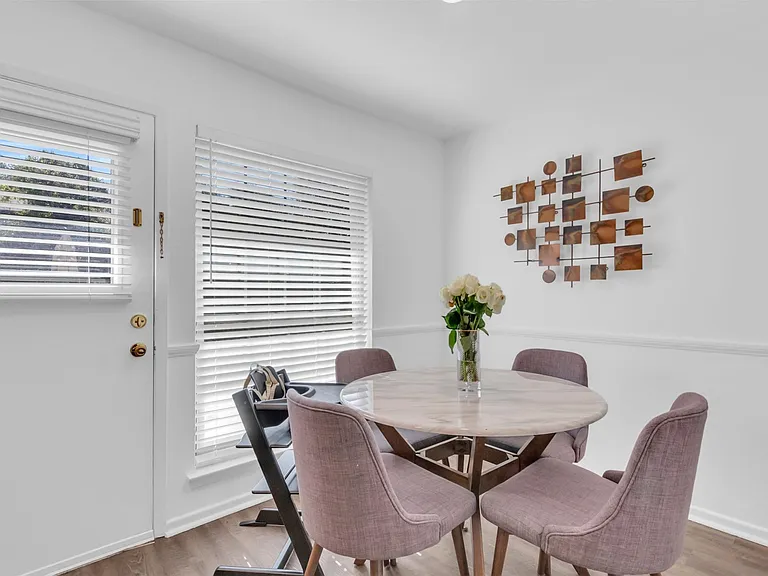 7616 Riverbrook Dr #6 — Photo 13
