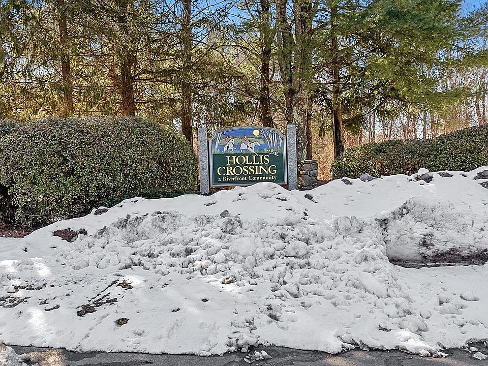1st image of 118 Bartemus Trail #90