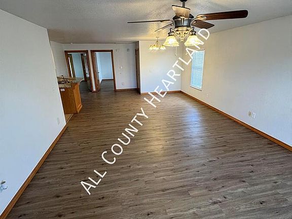 2nd image of 4337 Huntly Dr