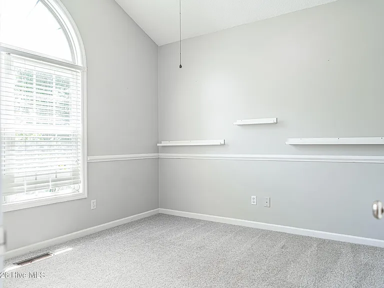 154 Dublin Ct — Photo 22