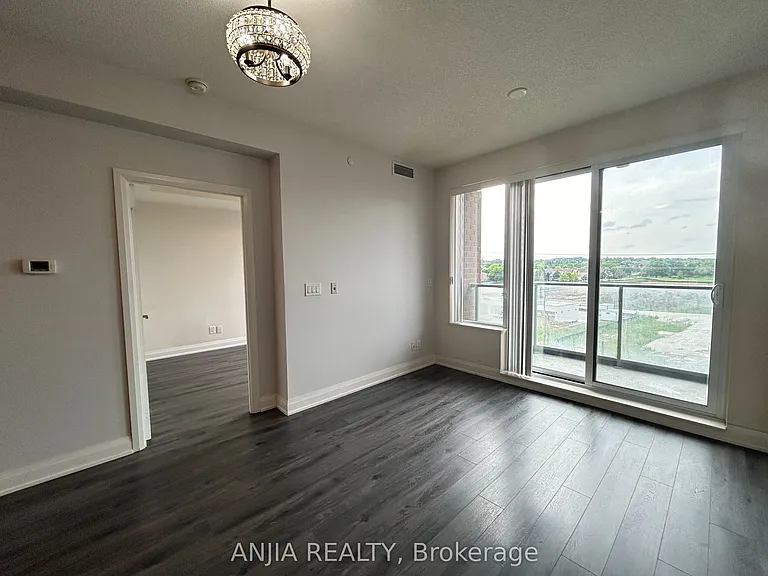 28 Uptown Dr #615 — Photo 9