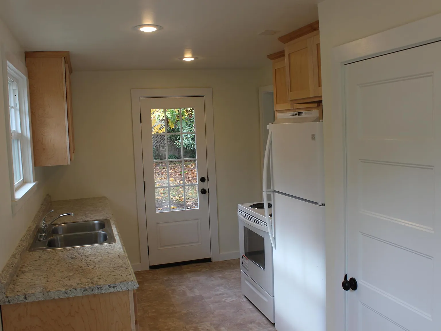 NW Conklin Ave, Grants Pass — Photo 2