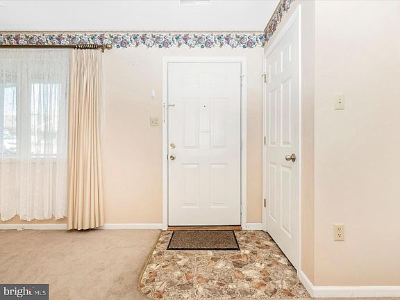 4th image of 119 Sunflower Dr