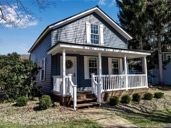 31 W Washington St, Ellicottville, NY 14731