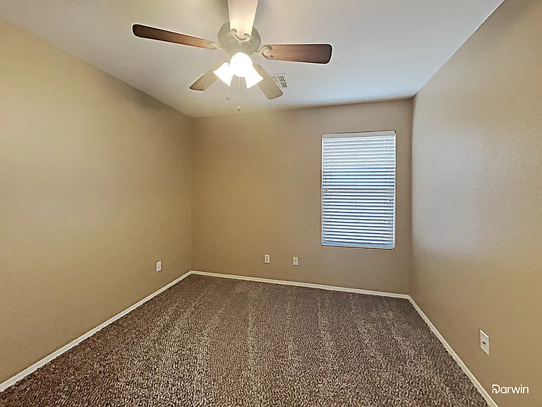 15525 W Port Royale Ln — Photo 10