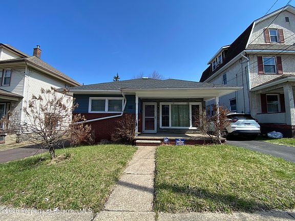 2nd image of 1019 Moosic St