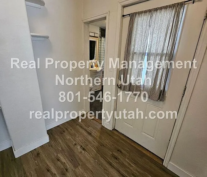 662 E 4th St #COPY — Photo 20