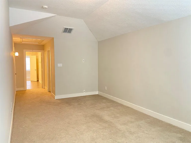 13409 Preston Cliff Ct — Photo 31