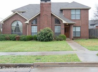 4226 Oak Mount Dr, Carrollton, TX 75010