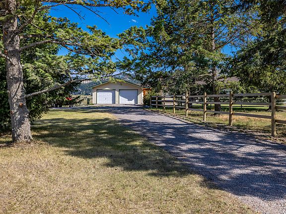 5th image of 192 Gray Ln