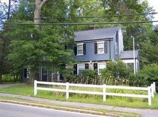 624 Grove St, Worcester, MA 01605