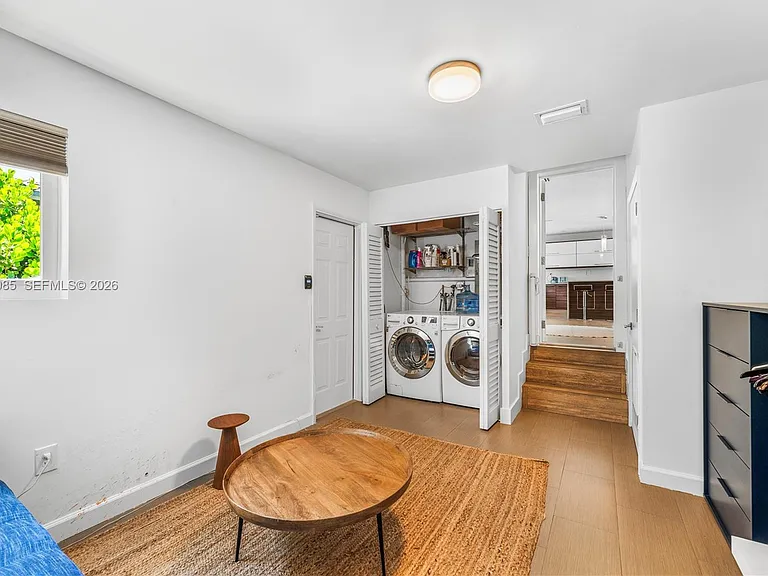 1531 Consolata Ave — Photo 38