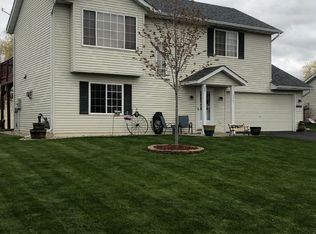 1335 Hunter Hill Dr, Hammond, WI 54015