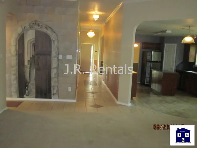 5510 Shawn Dr — Photo 88