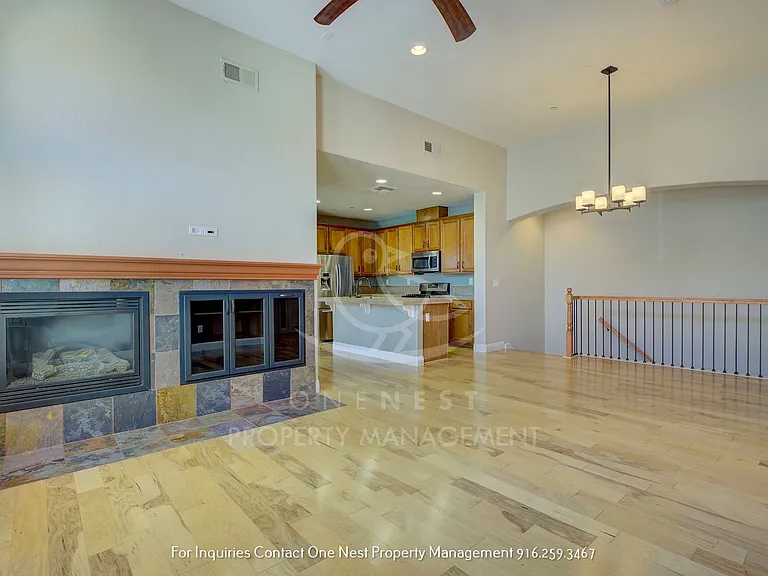 2050 Sierra View Cir #1 — Photo 7