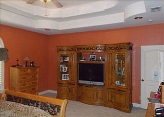 4th image of 3205 Wisteria Ave