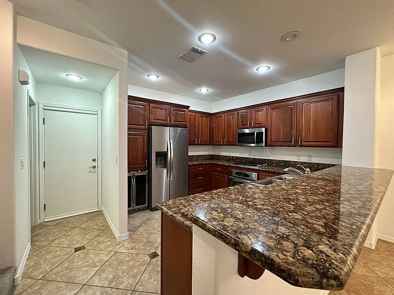1571 Plaza Centre Dr #102 — Photo 5