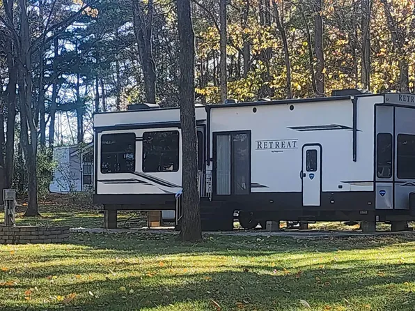 115 Cedar Rdg, Angola, IN 46703