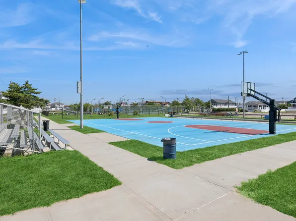 33 Beach 221st Street image 27 of 29