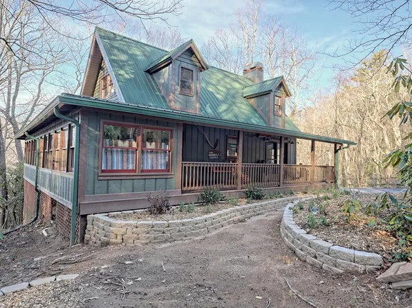 629 Saddle Gap Dr, Clayton, GA 30525